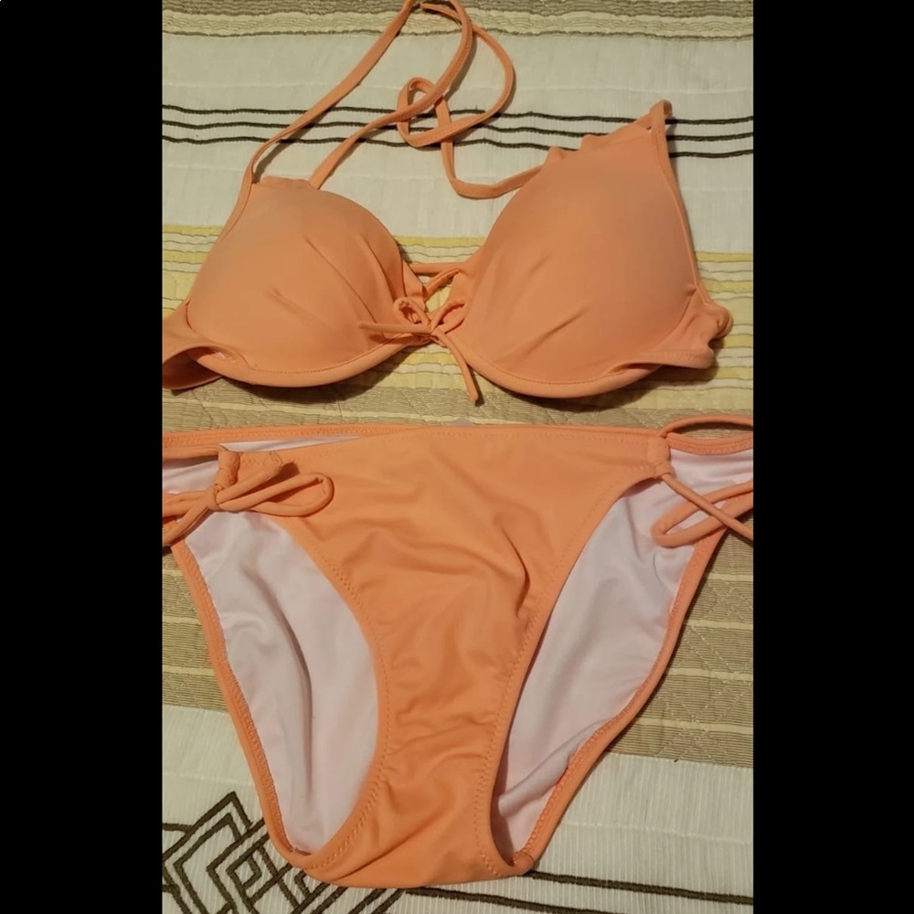 Victoria’s Secret Bikini